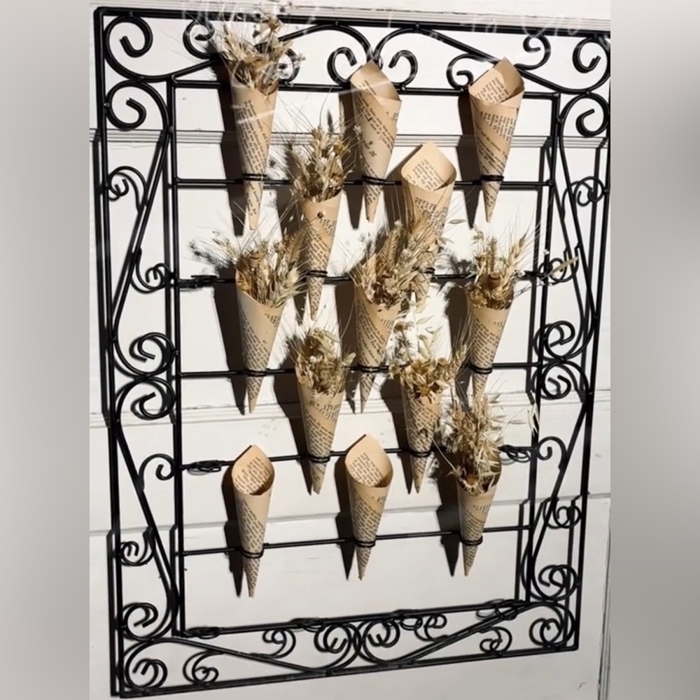 Vintage Flower Wall Display Frame 21 Mini Wrapper Rustic Farmhouse Boquets